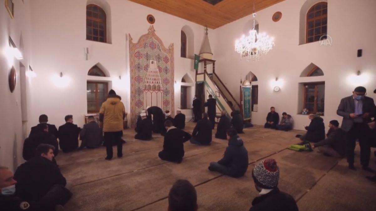 Bosna Hersek'te Regaib kandili gecesi