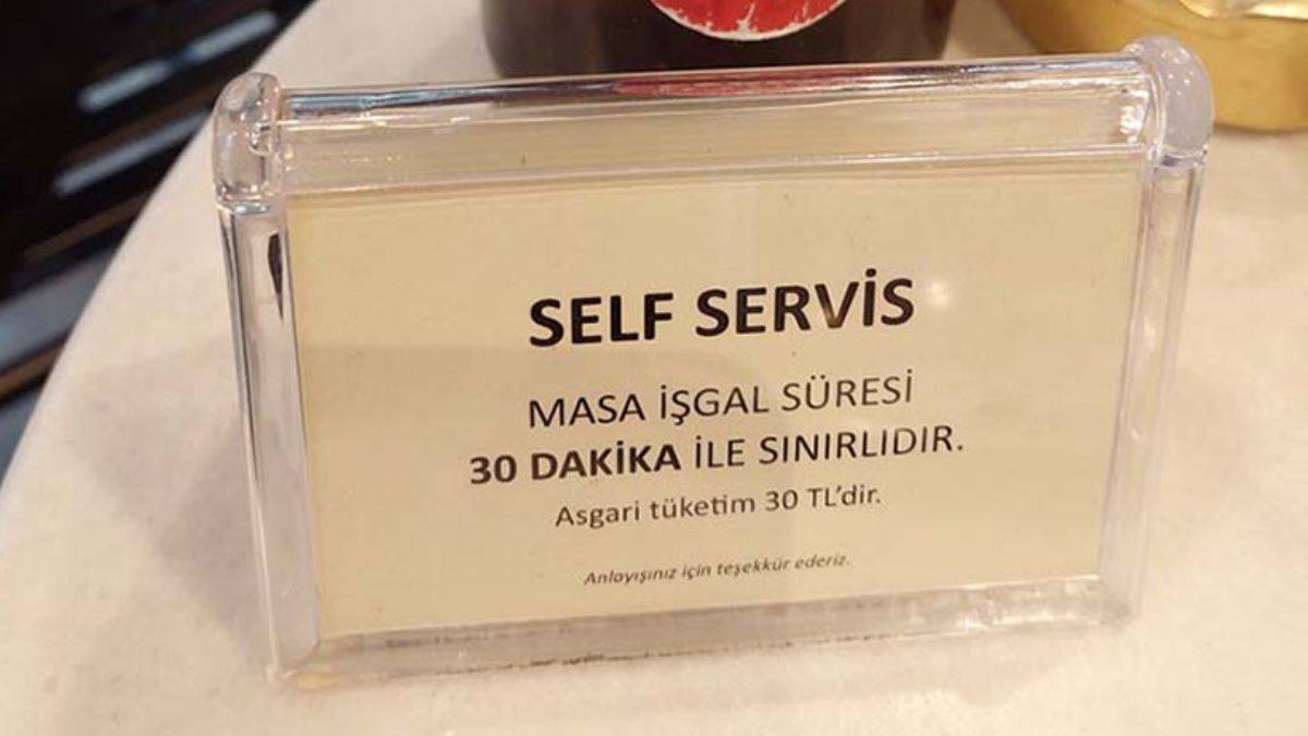 Kafede tepki çeken uygulama: Masa işgal süresi 30 dakika ile sınırlıdır