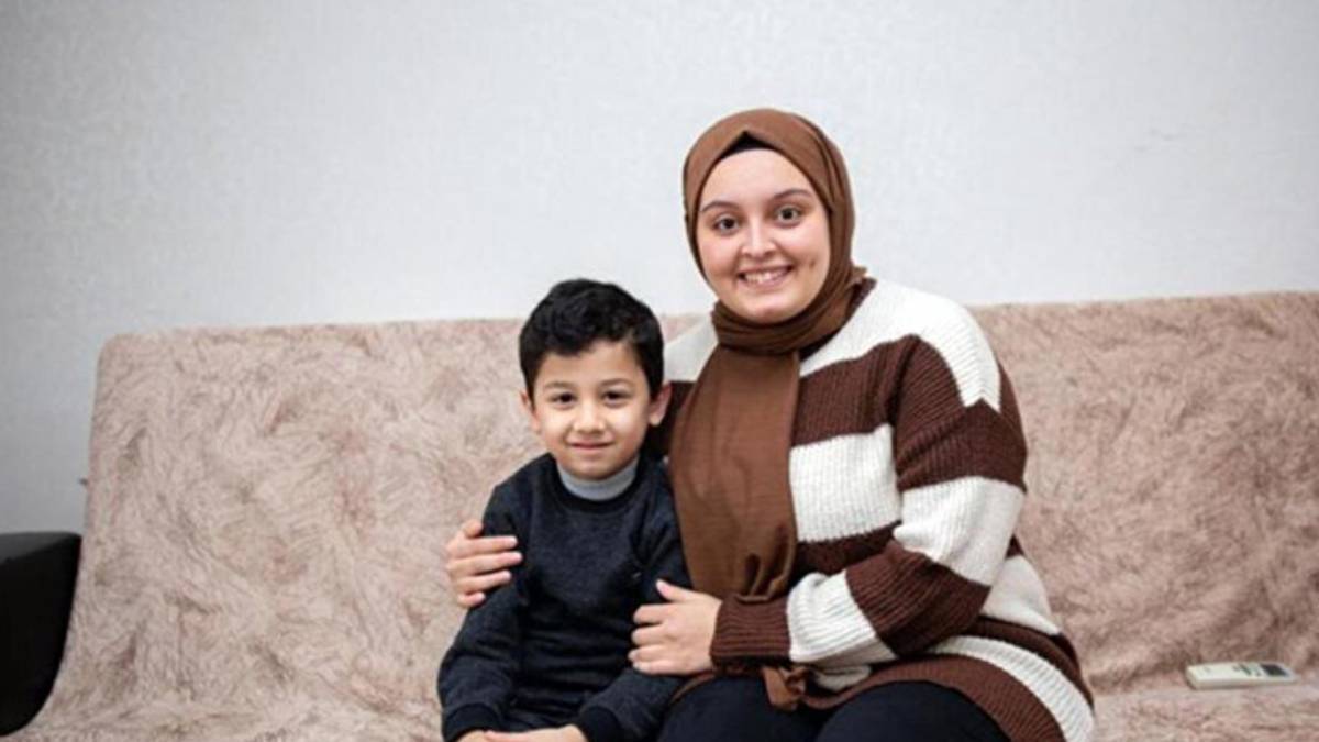 Dilara Kuş kimdir? Dilara öğretmen görevden mi alındı?