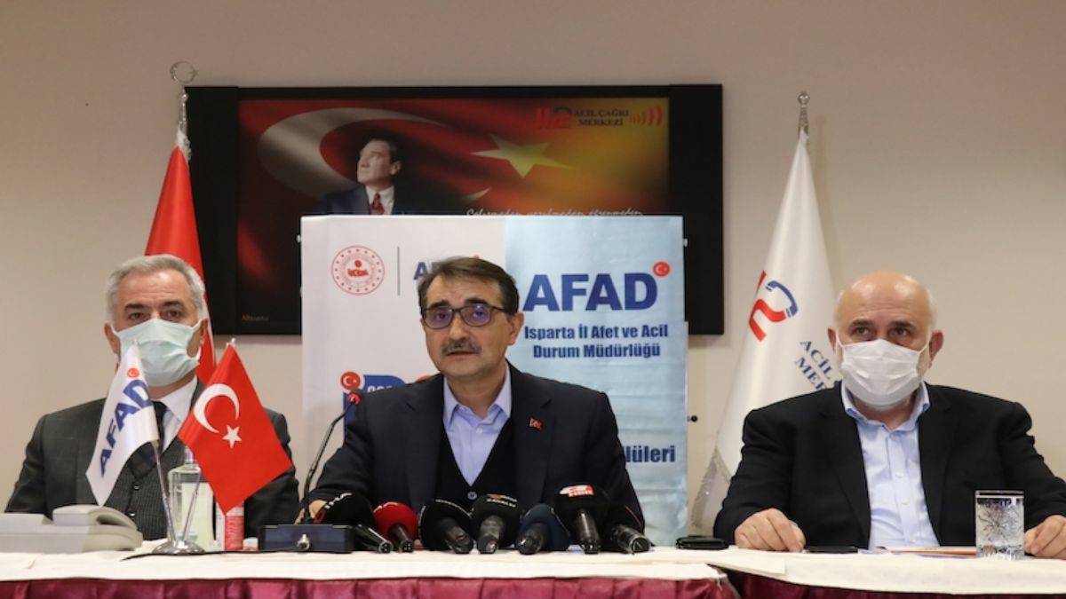 Bakan Dönmez'den Isparta'da elektrik kesintisiyle ilgili açıklama