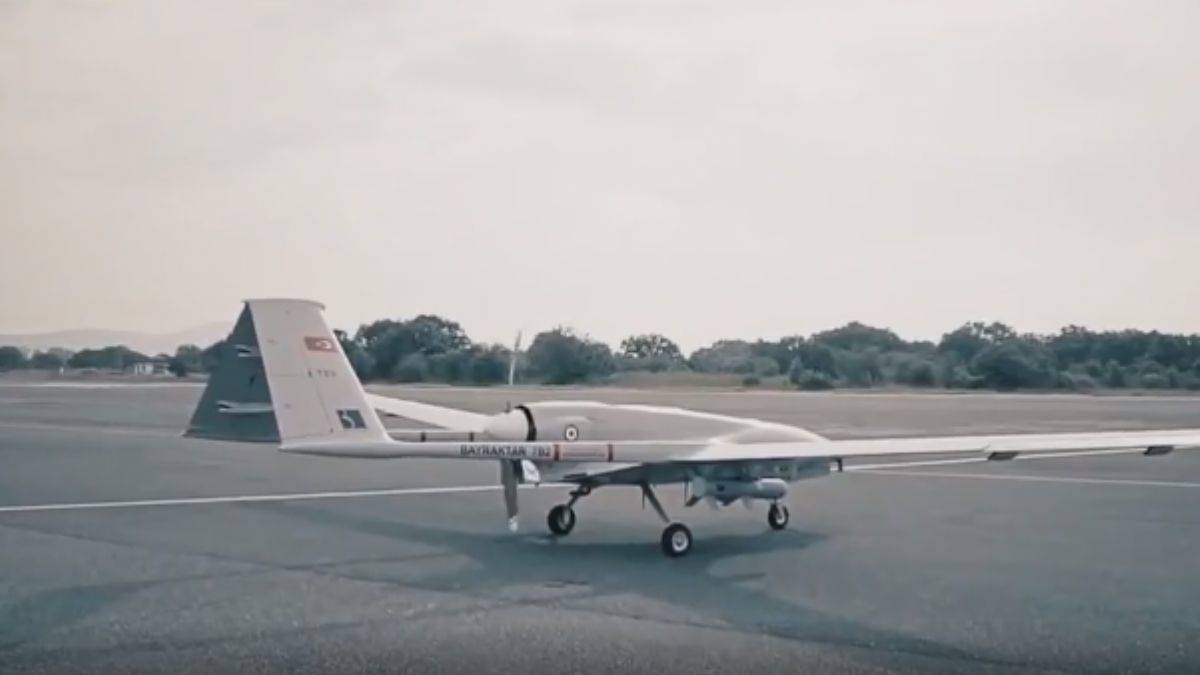 Kara Kuvvetleri'ne CATS kameralı Bayraktar TB2 SİHA'lar teslim edildi