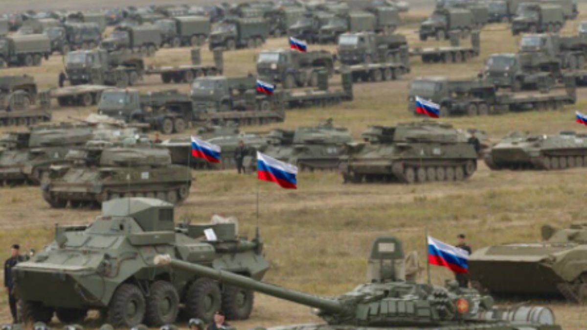 Rusya savaşmayacaksa, neden ordusunu ‘sınıra’ yerleştiriyor?