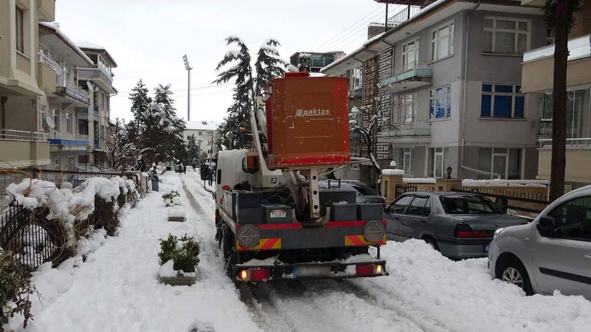 ''Isparta’da akşama kadar elektrikler gelecek''