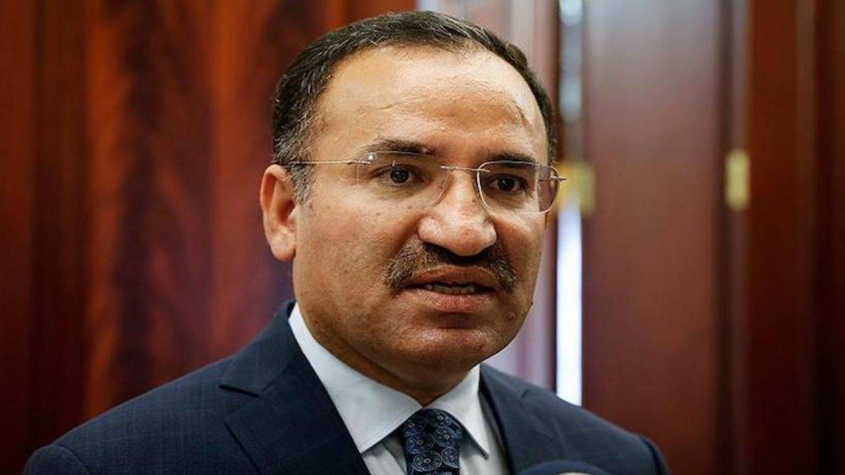 Bakan Bozdağ: Türk yargısı darbecilere biat etmemiştir
