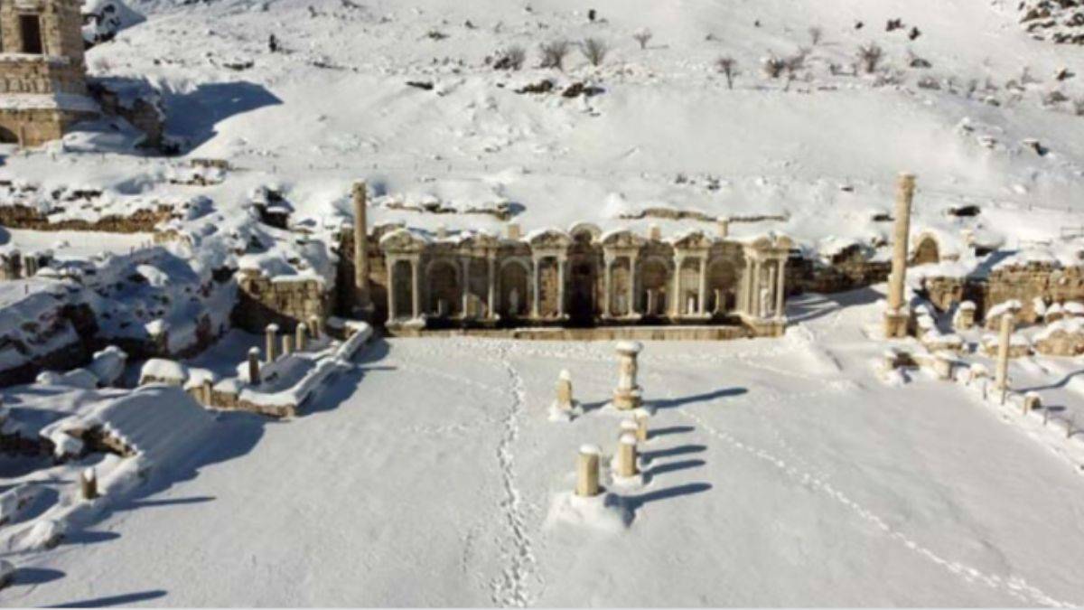 Sagalassos Antik Kenti, kar yağışıyla bembeyaz