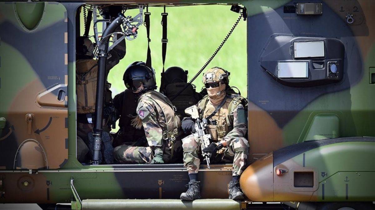 Fransa Mali’den sonra Nijer’i hedef aldı