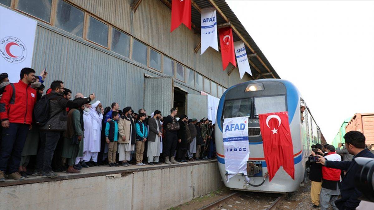 'İyilik Treni' Afganistan'a ulaştı!
