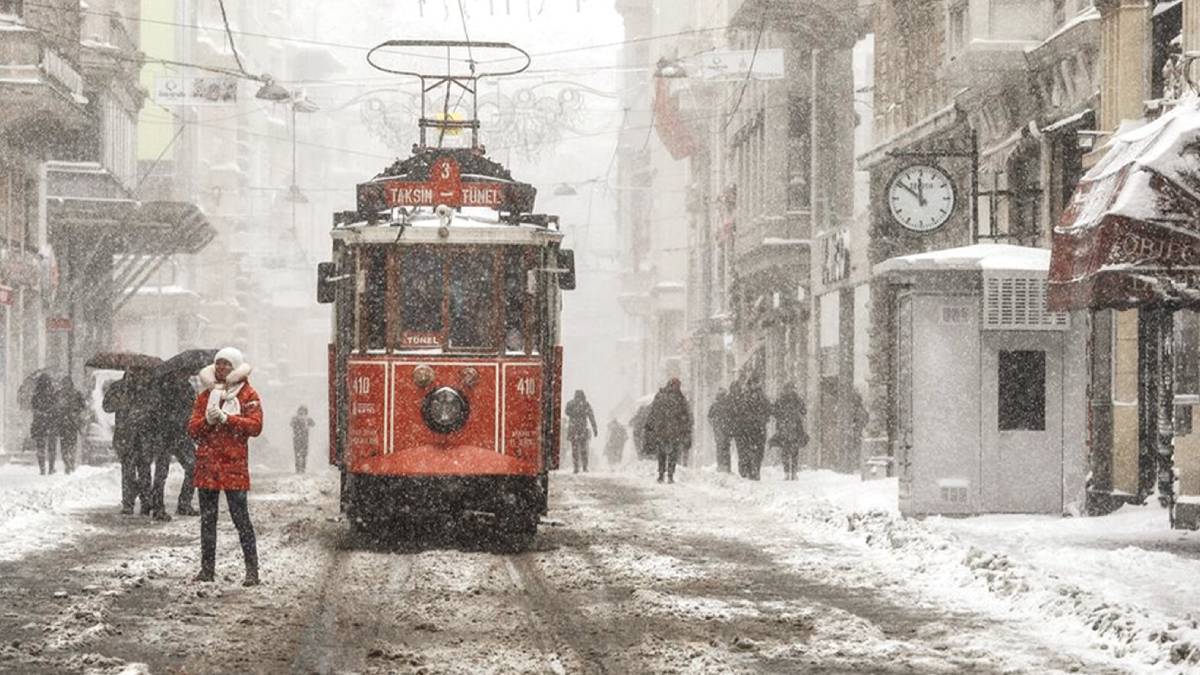 İstanbul'a kar yağacak mı? İstanbul'a kar ne zaman yağacak? Şubat ayında İstanbul'da kar var mı?