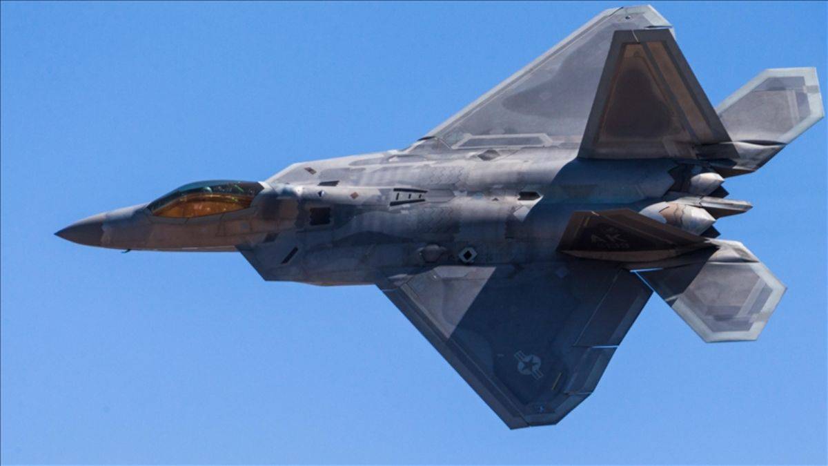 ABD'den BAE'ye F-22 savaş uçağı filosu gidecek