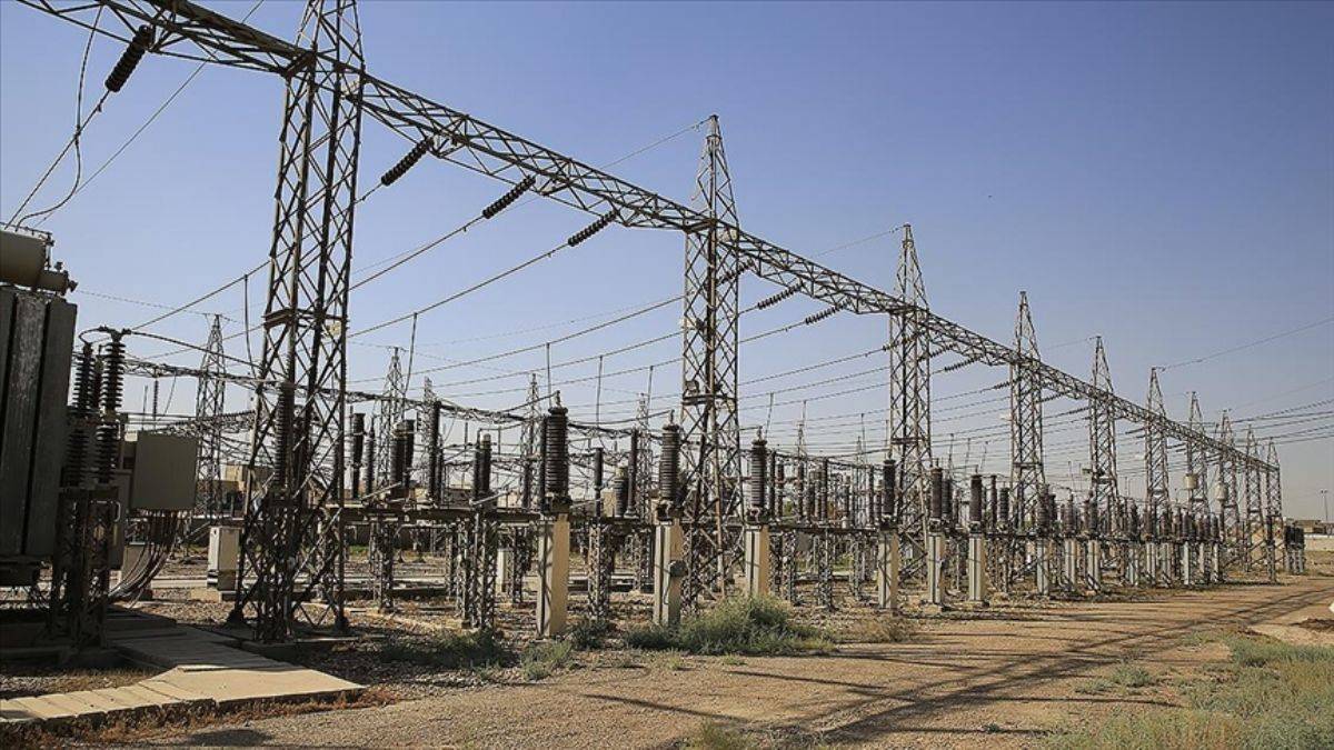 Irak: Türkiye'den elektrik ithal edeceğiz