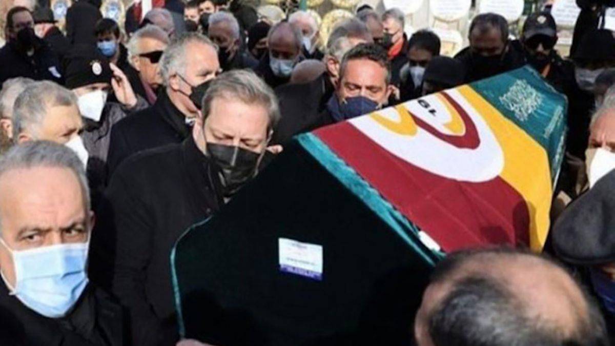 Saffet Sancaklı'yı tabut taşırken soydular