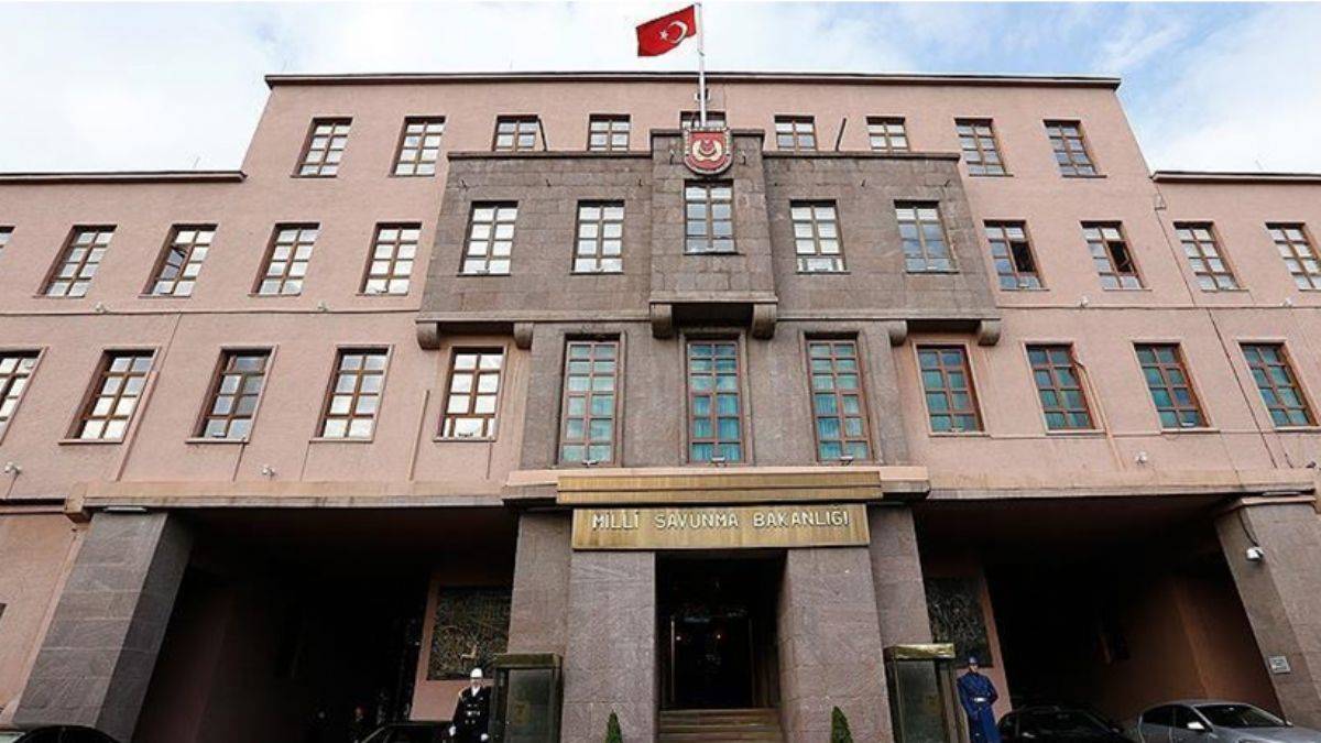 MSB'den 'Ayşenur Arslan'a tepki