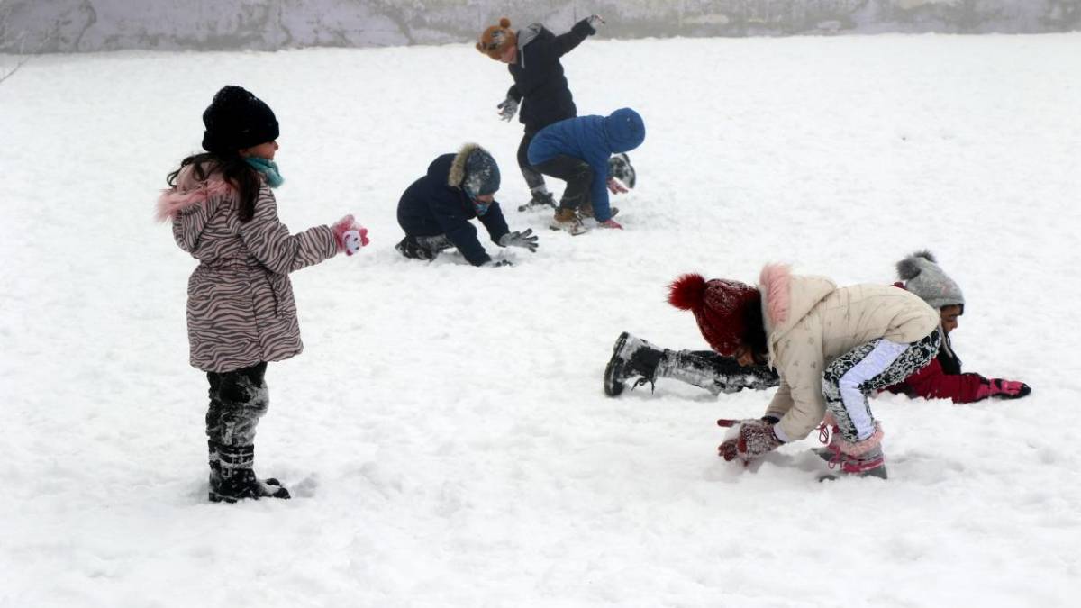 Sivas'ta yarın (11 Şubat) okullar tatil mi? Sivas'ın hangi ilçelerinde okullar tatil? Sivas'ta 11 Şubat'ta okul var mı?