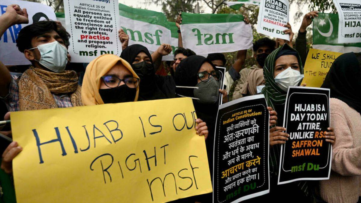 Hindistan’dan başörtüsü yasağına ilişkin açıklama: İç meselemiz!