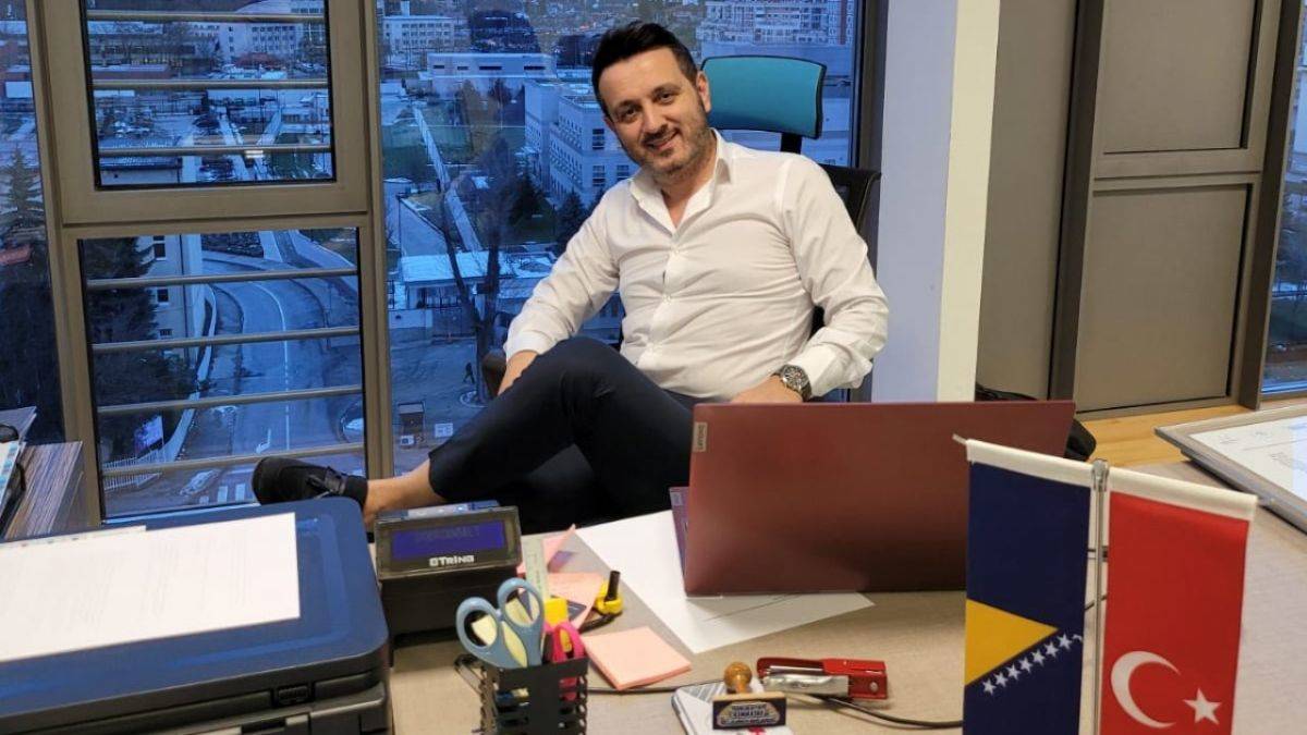 Uğur Öztürk Kimdir? Uğur Öztürk’ün Kariyer Hayatı