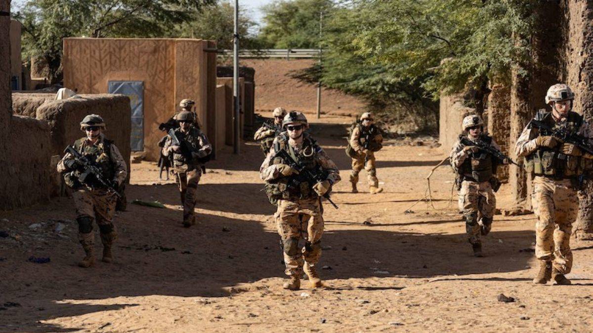 Fransa’dan ‘o bölgede’ askeri operasyon: 40 ölü