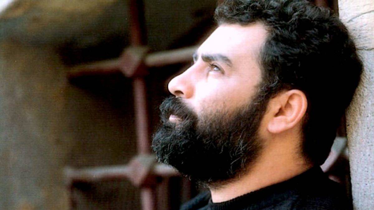 Ahmet Kaya'ya çatal fırlatan isim belli oldu