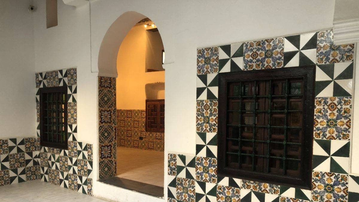 Osmanlının Cezayir’deki Akdeniz’e nazır asırlık incisi