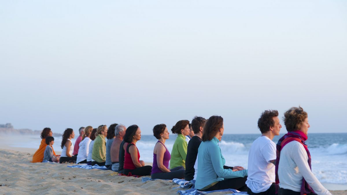 Sahilde meditasyon yapan 10 kişi öldü