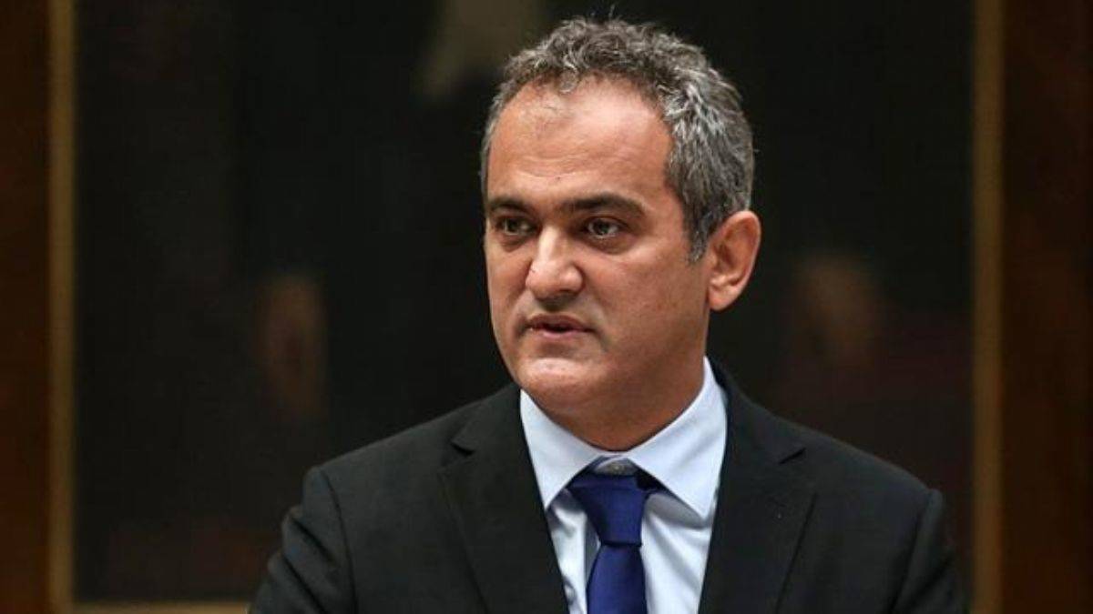 Bakan Özer’den Öğretmenlik Meslek Kanunu açıklaması