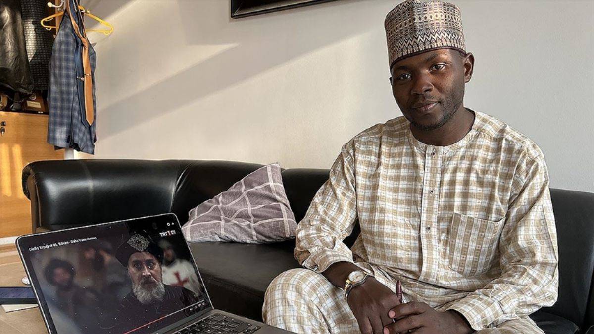 Nijeryalı Abdul-Wahab Türkçeyi Türk dizilerinden öğrendi