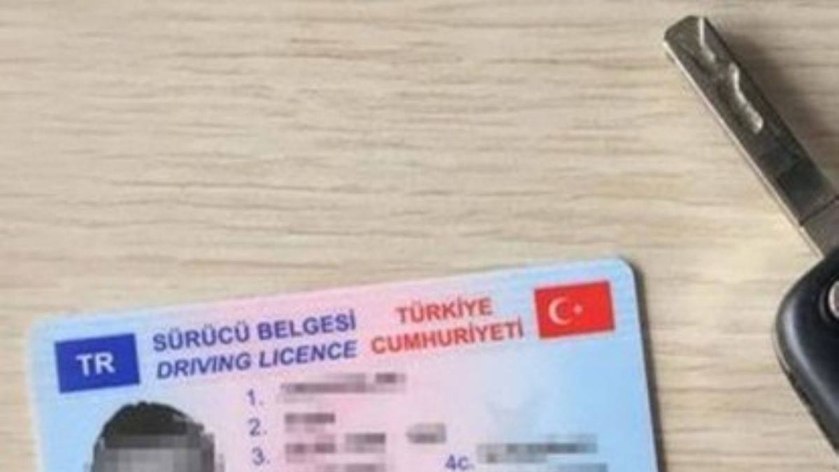 Ehliyet yenileme nasıl yapılır 2022? Ehliyet yenileme için gerekli evraklar nelerdir?