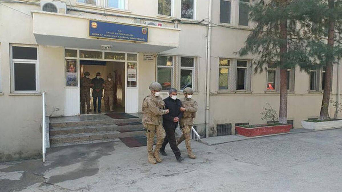 'Sosyal medyada terör propagandası': 12 gözaltı