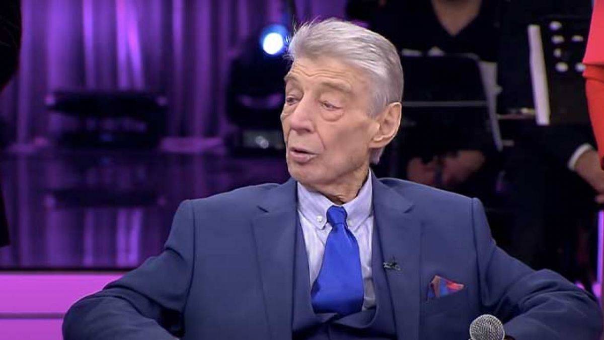 Türkücü Arif Şentürk hayatını kaybetti