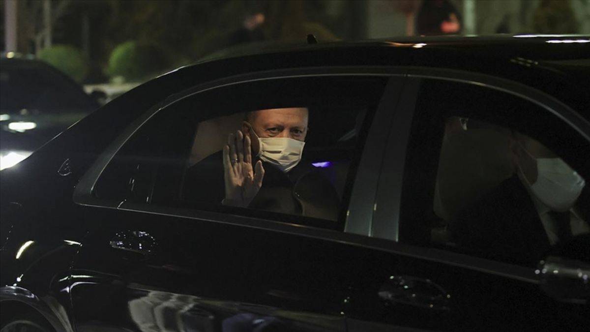 Erdoğan yurda döndü