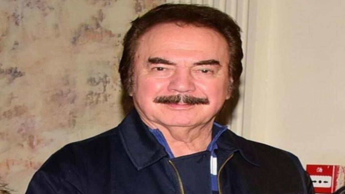 Orhan Gencebay'dan 'dekolte' tepkisi: Edepli olmak lazım