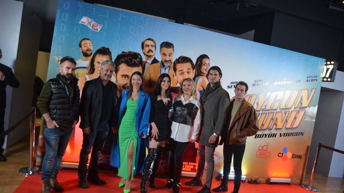 Soygun Oyunu : Büyük Vurgun filminin galasına yoğun ilgi