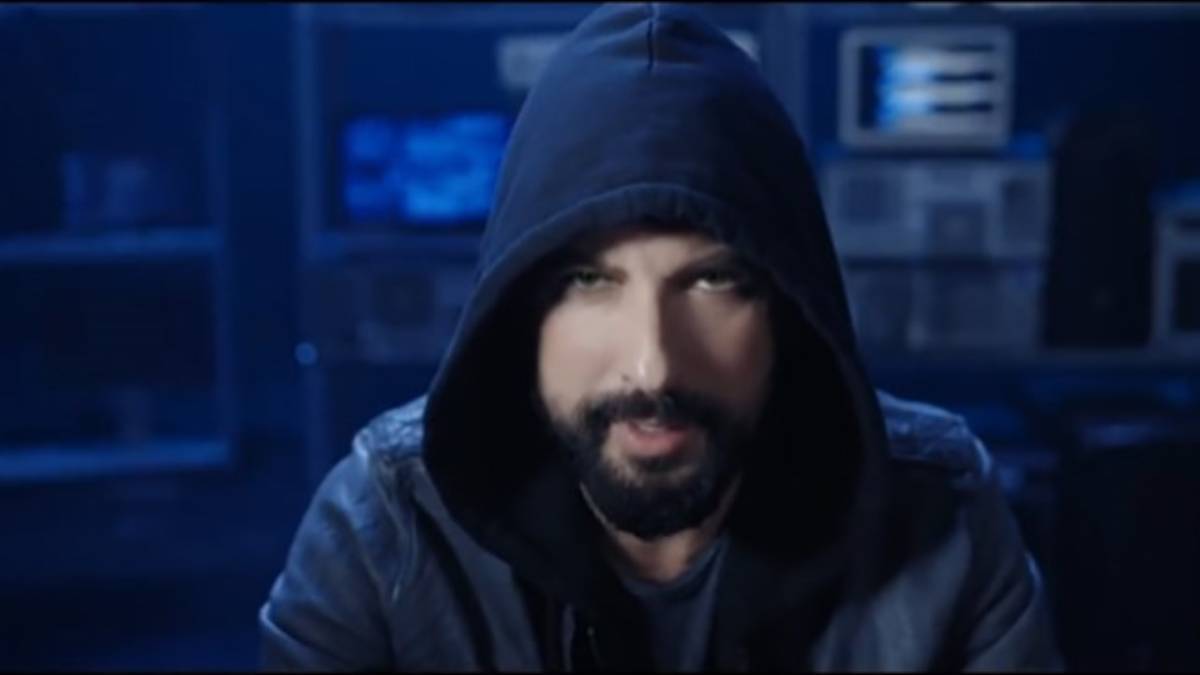 Geççek şarkısı siyasi mi? Geççek şarkısı için AK Parti'den yorum geldi mi? Geççek şarkısı sözleri kime ait?