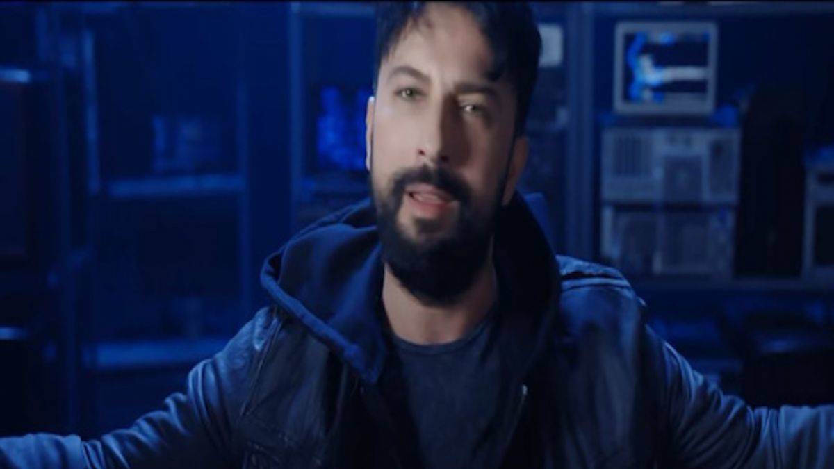 Tarkan 'Geççek' şarkısını neden yazdığını ilk kez açıkladı