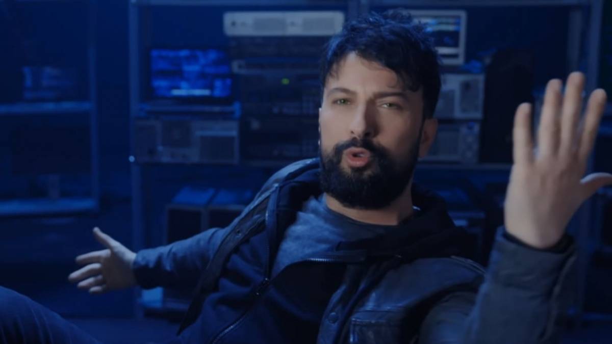 Geççek dinle | Tarkan Geçecek şarkısı dinle | Tarkan Geççek sözleri neler?