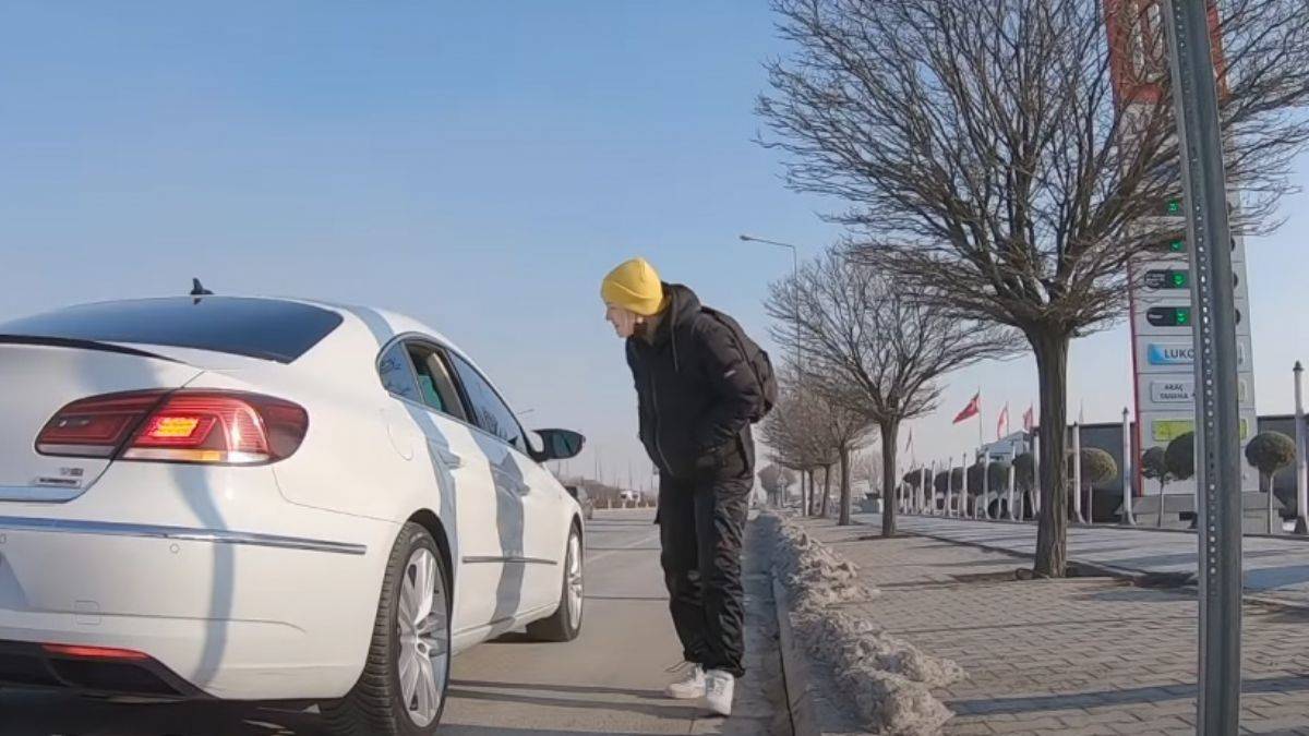 1000 km otostop çekerek yolculuk yapan Alman Youtuber'a ahlaksız teklifler