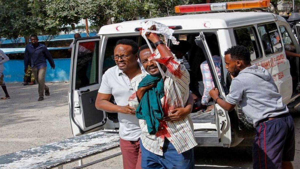 Somali'de kafeye düzenlenen intihar saldırısında ölü sayısı arttı