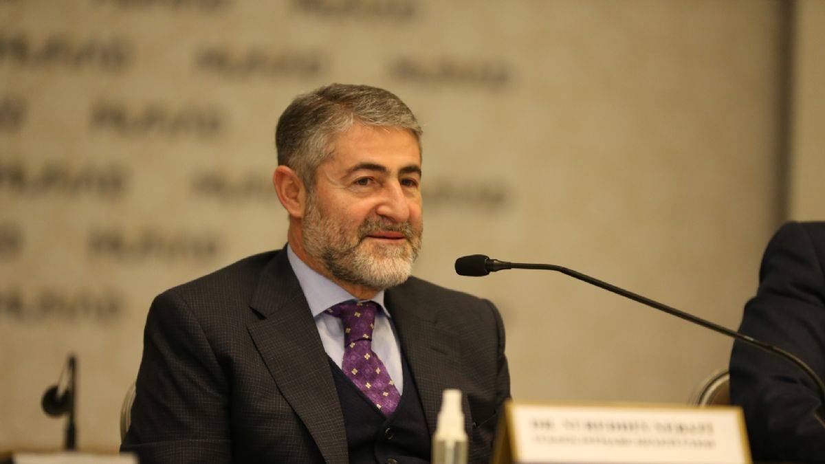 Bakan Nebati, iş insanlarıyla bir araya geldi