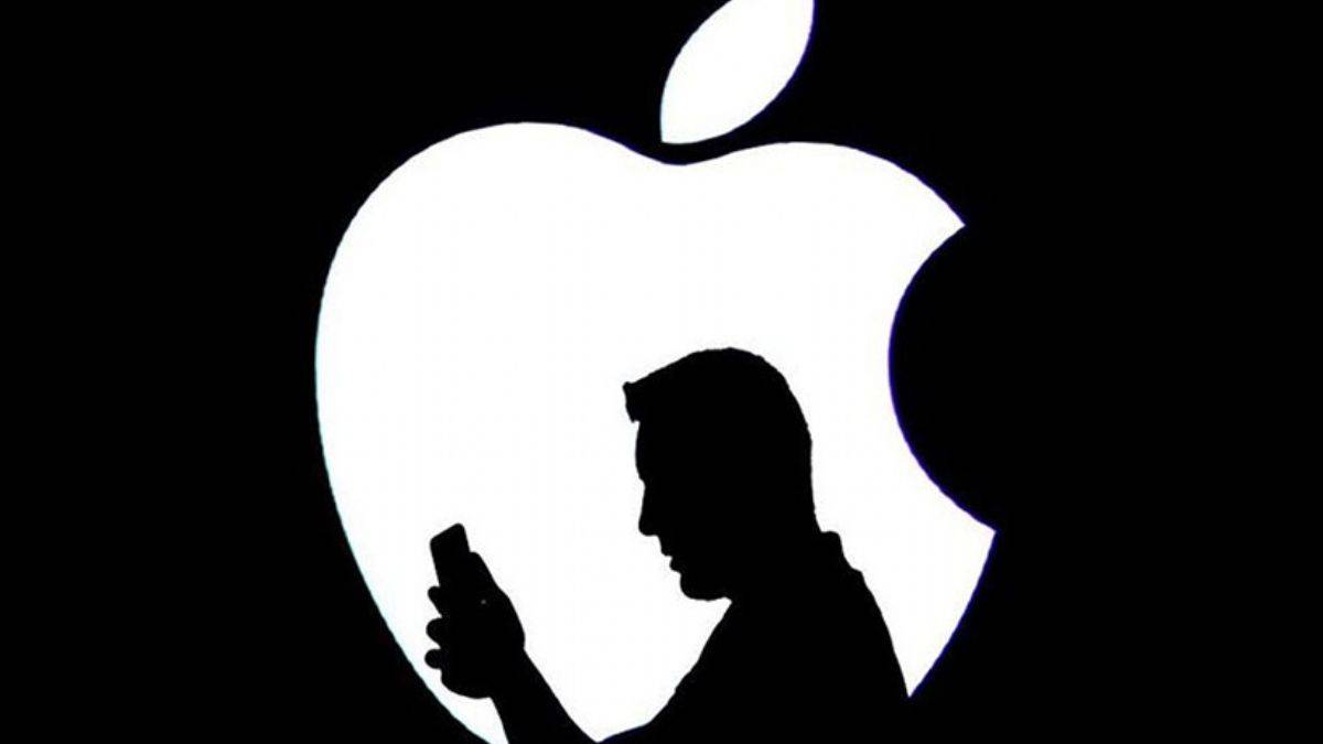 Apple çalışanları, izlenmekten korktuğu için iPhone kullanamıyor