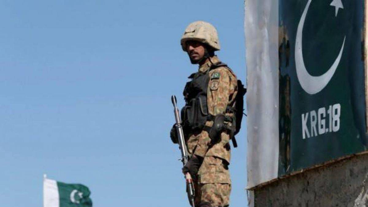 Pakistan'da çatışma: 1 asker öldü