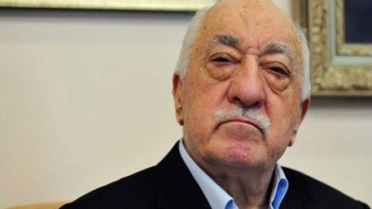 Gazeteci Nedim Şener, Gülen'i ABD'ye yollayan ismi açıkladı