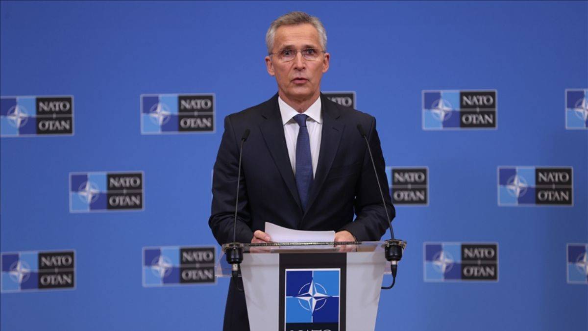 NATO: Rus askerleri sahada ve saldırıya hazırlar