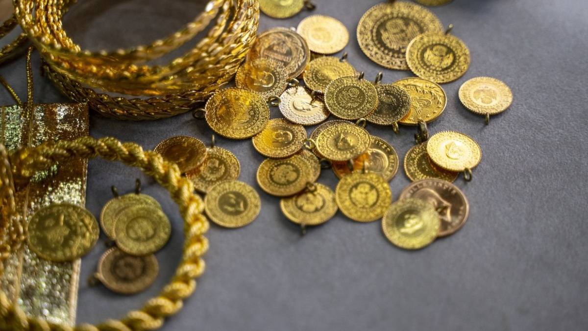 Altın neden yükseliyor? Gram altın yükselmeye devam eder mi? Altında yükseliş sürer mi?