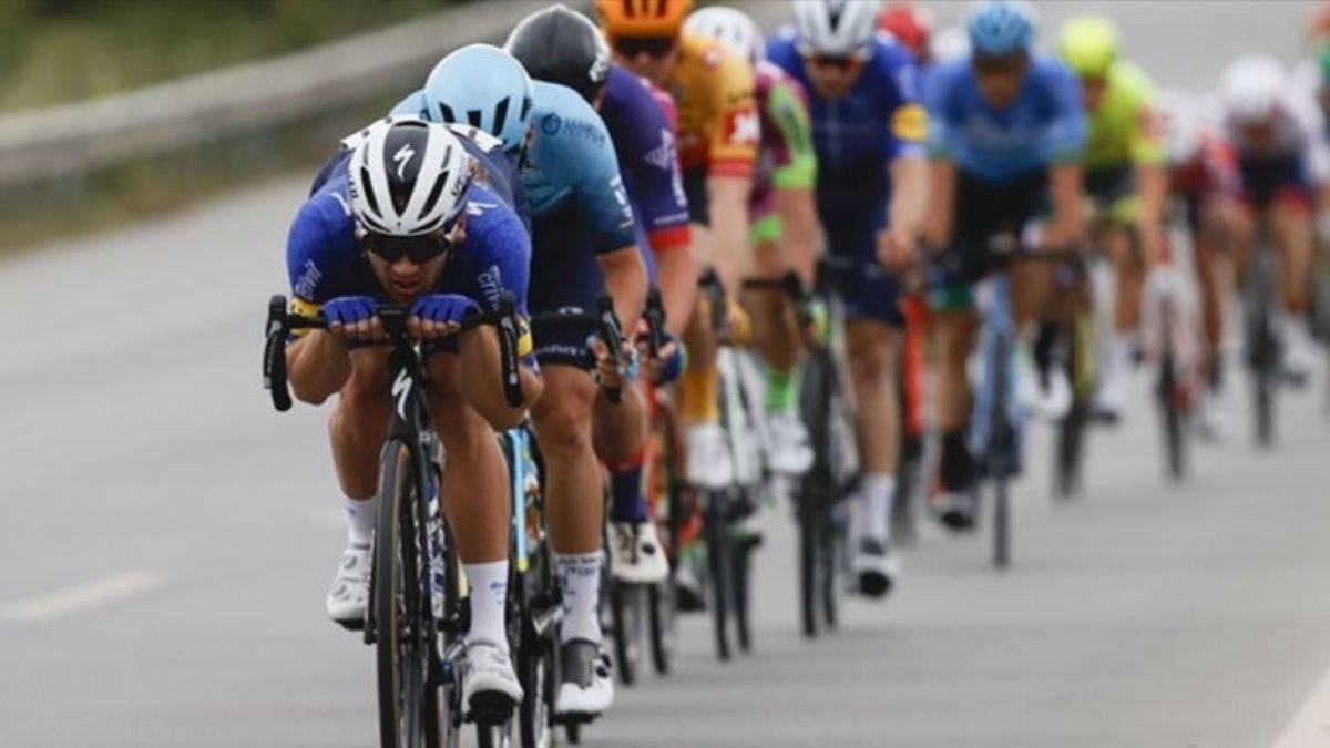 Bisikletçiler Bodrum'dan İstanbul'a uzanacak