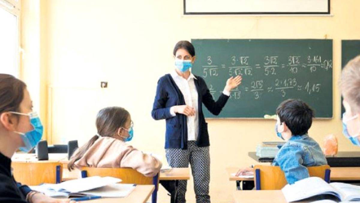 15 saat derse giren branş öğretmeni ek ders alır mı? 15 saat derse ek ders verilir mi?