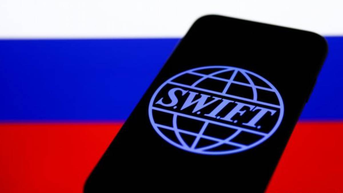 SWIFT nedir? Swift ne işe yarıyor? Rusya Swift'ten çıkarılırsa ne olur? Swift'ten çıkarma ne anlama geliyor?