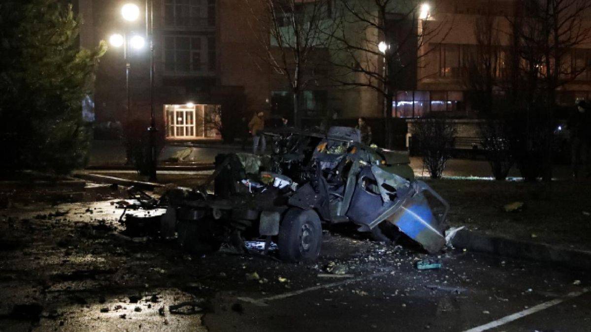 Ukrayna: Rusya'ya ait 14 uçak, 8 helikopter, 102 tank ve 3 bin 500'den fazla asker vuruldu