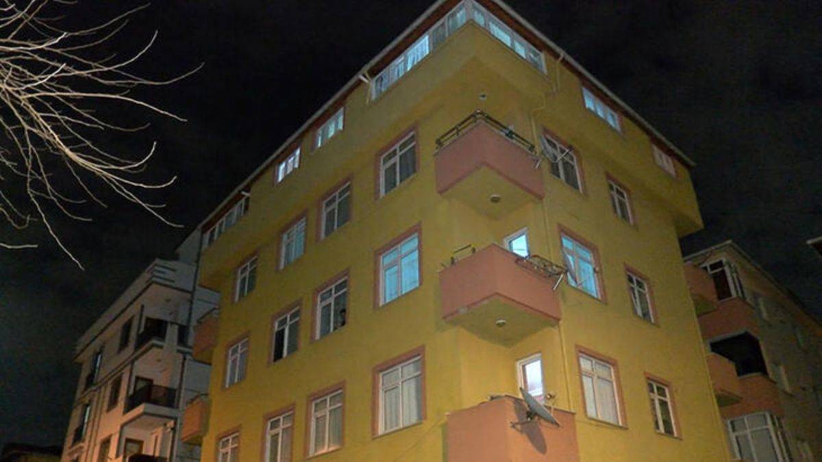 Kadın ve eşi evde ölü bulundu