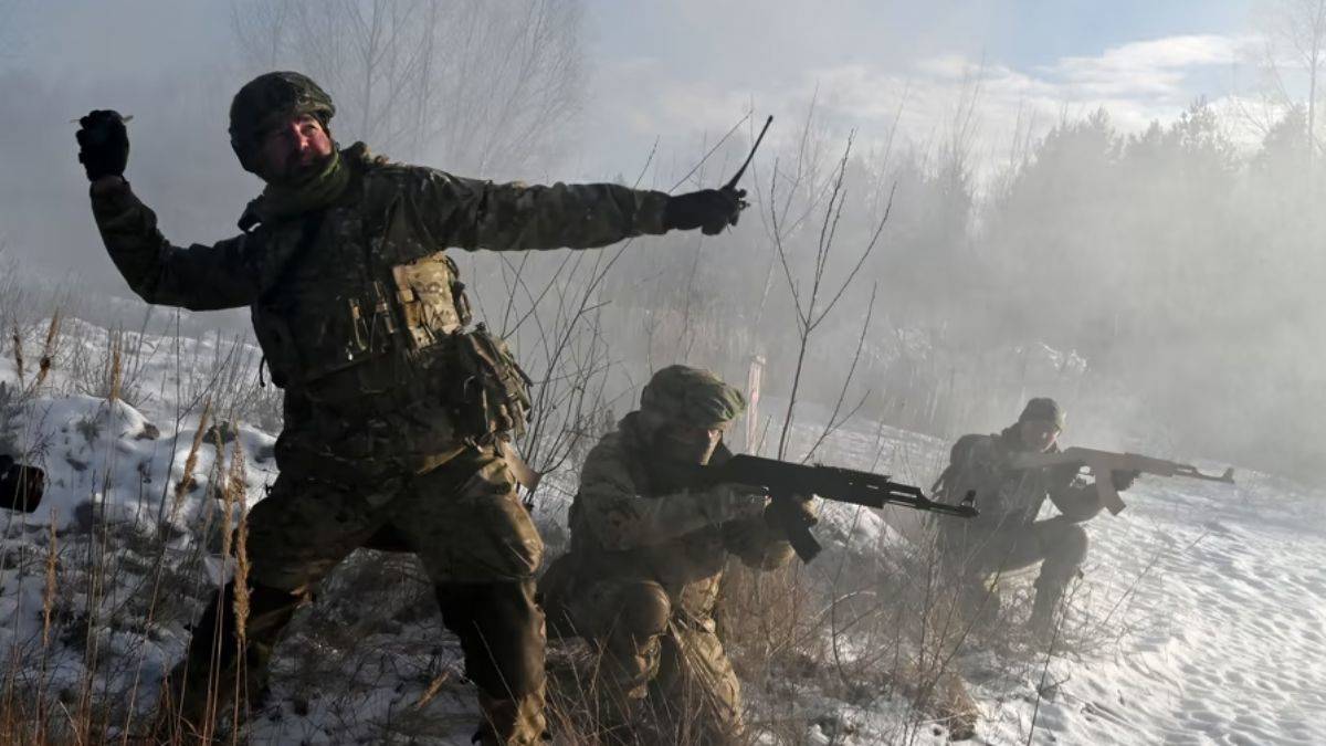 Reznikov: Kahraman bir ordu görüyorum