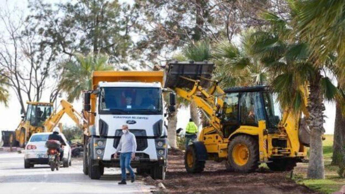 Bisiklet Yolları Yenileniyor