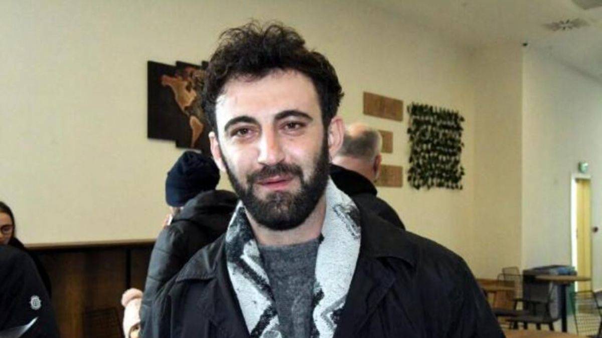 Tatile gittiği Odessa'da patlamalara şahit oldu, sınıra 8 kilometre yürüdü